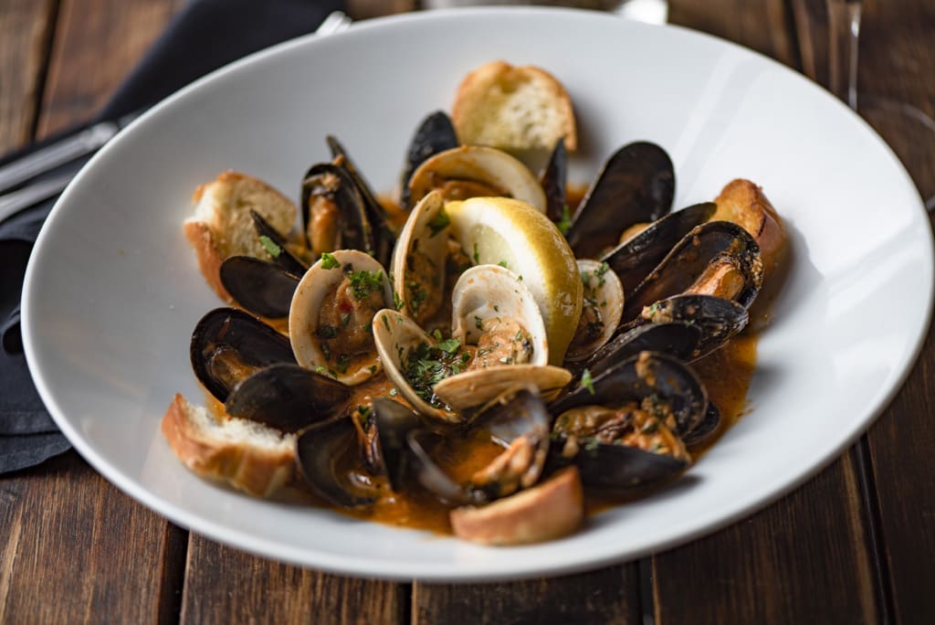 Clams & Mussels